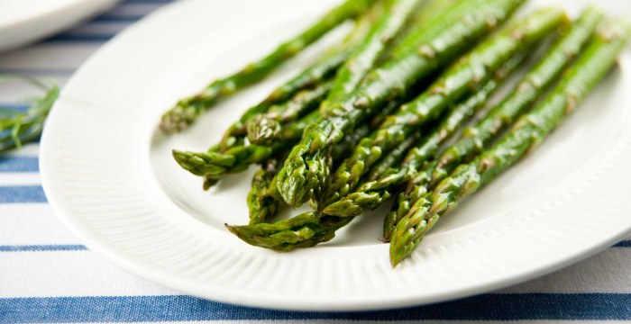 Steamed Asparagus