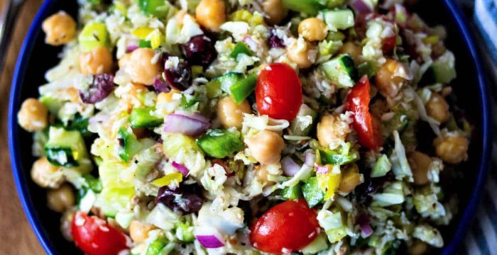 GREEK CABBAGE SALAD